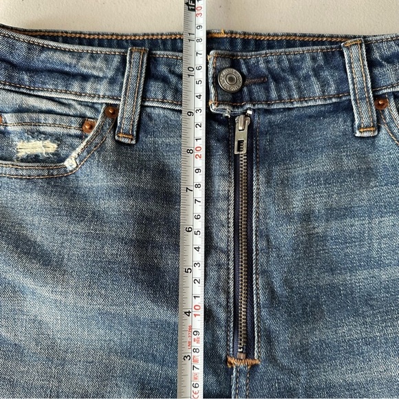 NWT Abercrombie & Fitch High Rise Straight Boyfriend Jeans Zipper Fly 28R - Picture 4 of 8